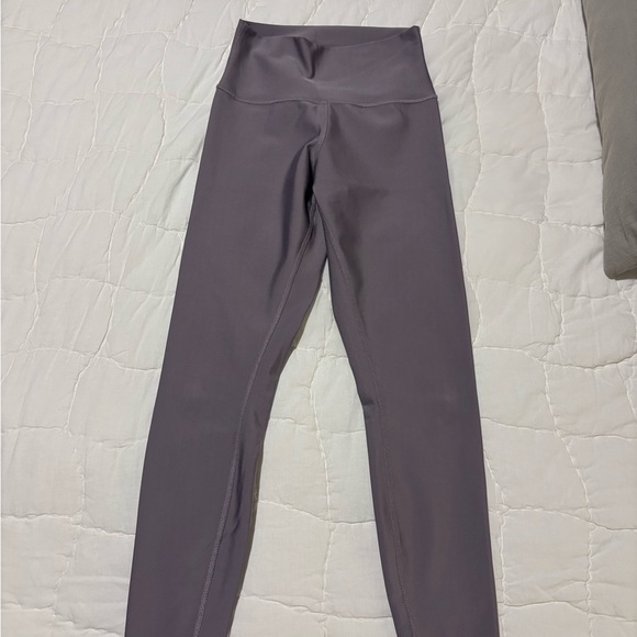 ALO Yoga Pants - Alo Airbrush 7/8 Leggings